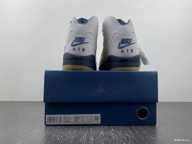 One Kick Jordan Maniere Ma FZ5758-004 x WMNS Air A 5 0815